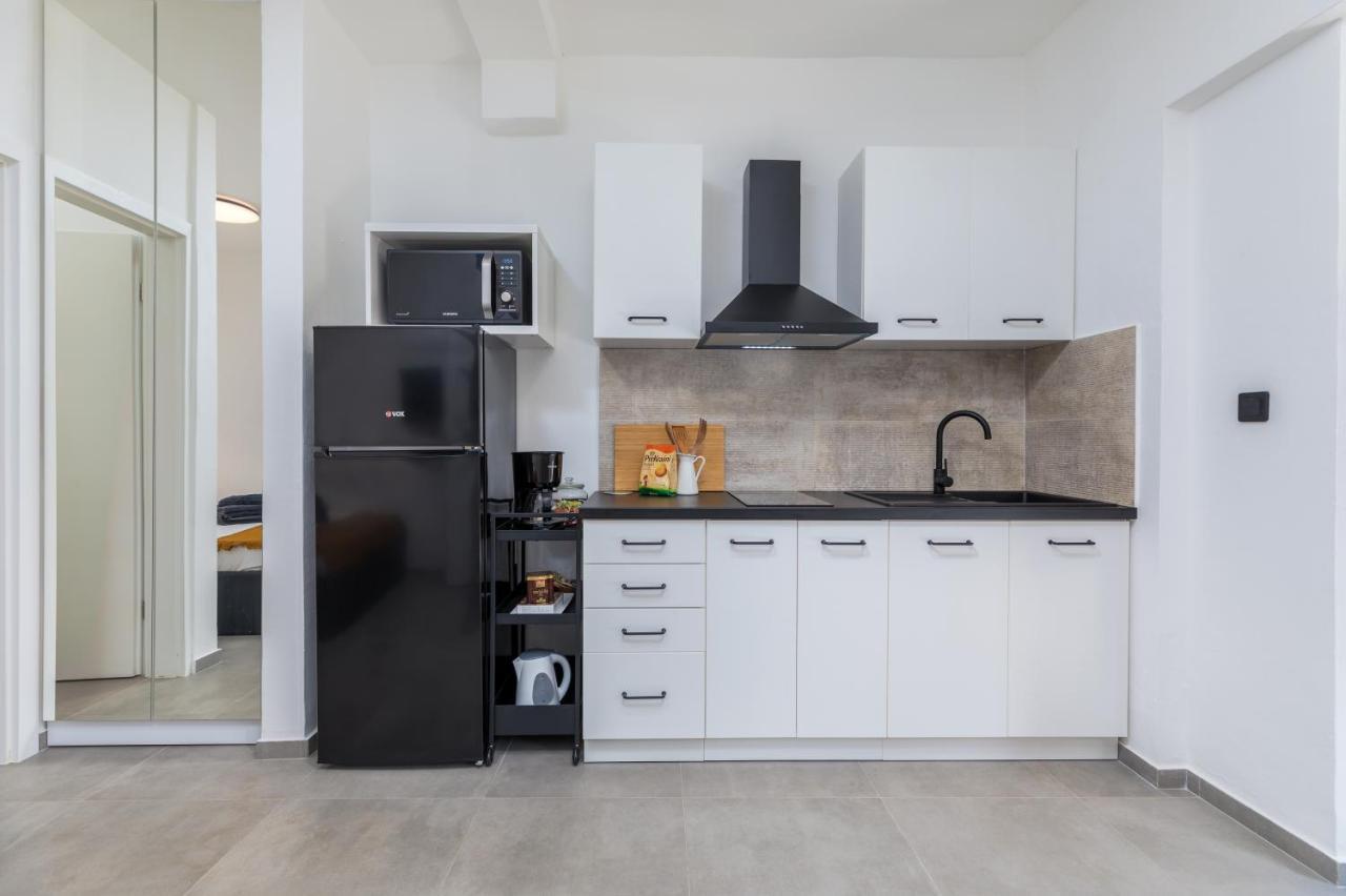 PUY 3 Minutes From The Beach: Lovely Studio Apartment מראה חיצוני תמונה